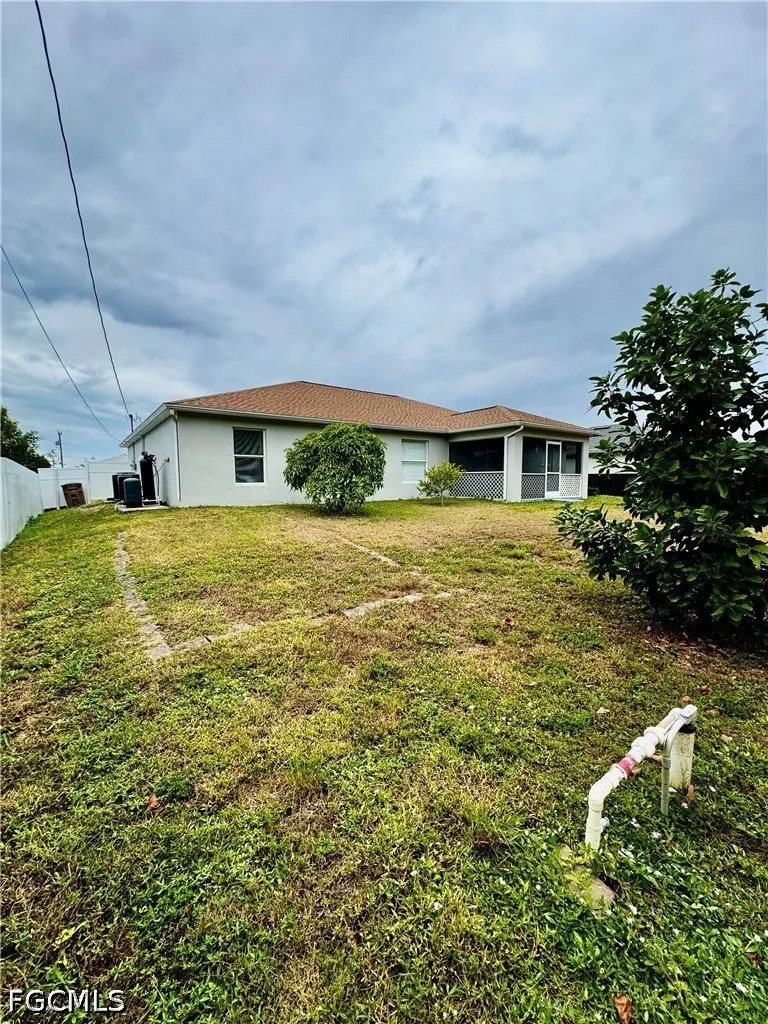 NE 6th Place Cape Coral, FL 33909
