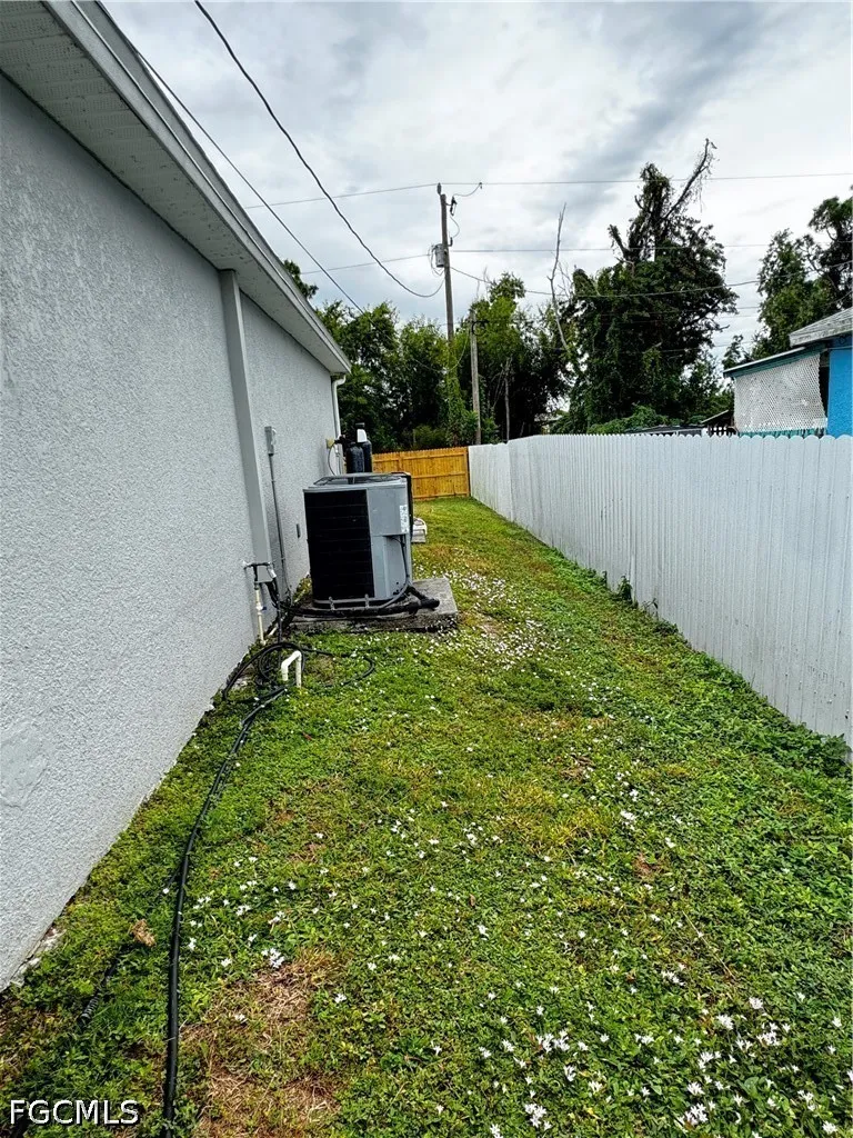 NE 6th Place Cape Coral, FL 33909