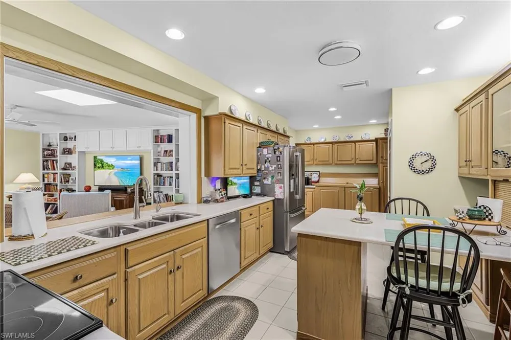 1207 Canterbury Drive Fort Myers, FL 33901