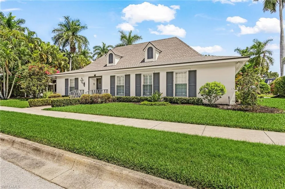 1207 Canterbury Drive Fort Myers, FL 33901