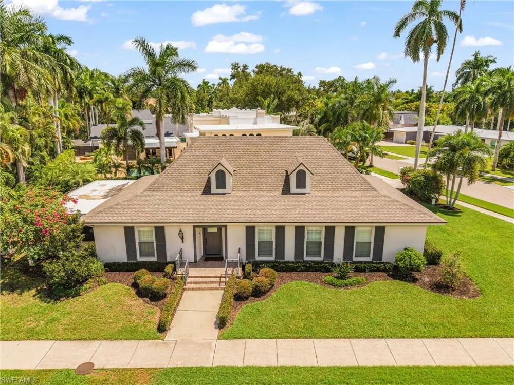1207 Canterbury Drive Fort Myers, FL 33901