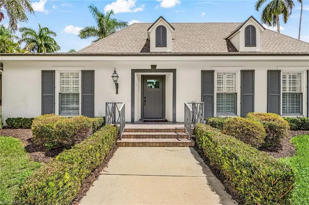 1207 Canterbury Drive Fort Myers, FL 33901