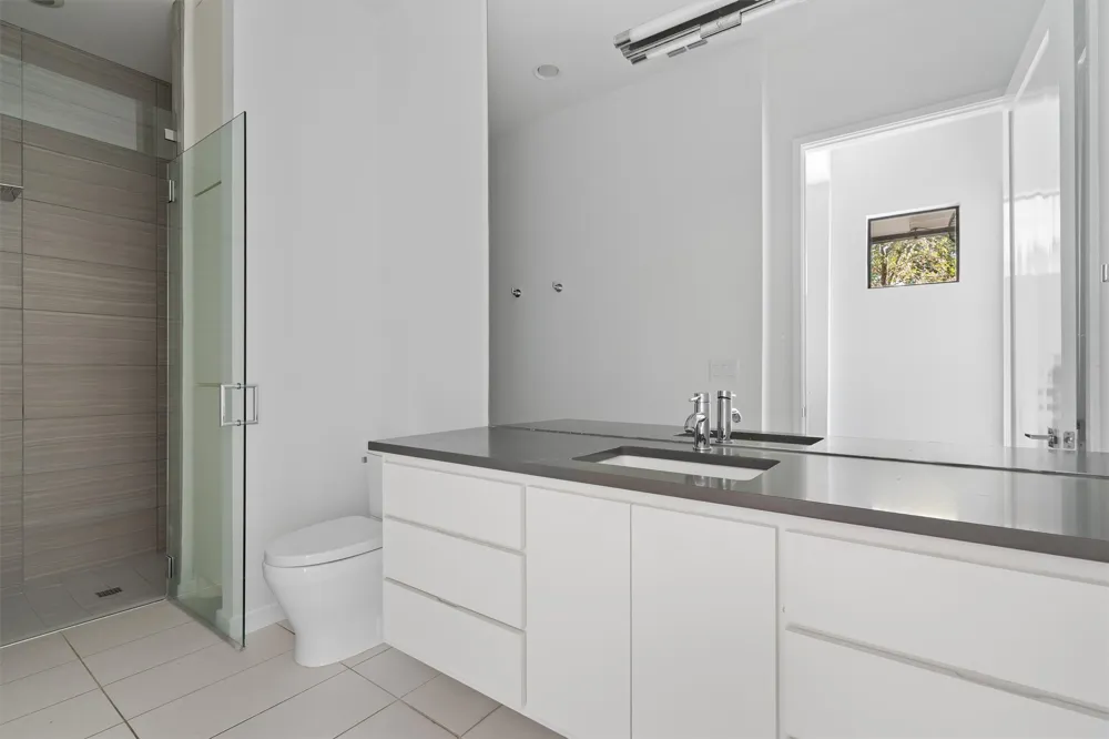 1107 Taulbee Lane #B Austin, TX 78757