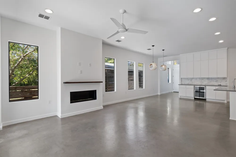 1107 Taulbee Lane #B Austin, TX 78757