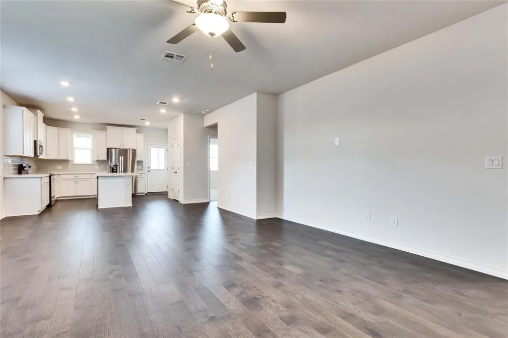 152 Breccia Trail Liberty Hill, TX 78642