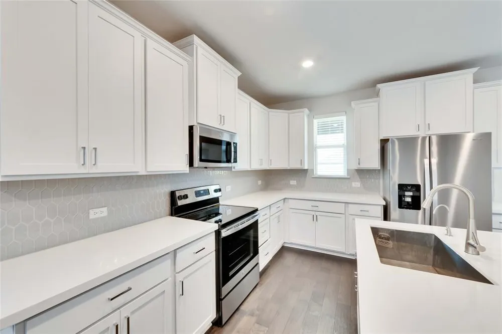 152 Breccia Trail Liberty Hill, TX 78642