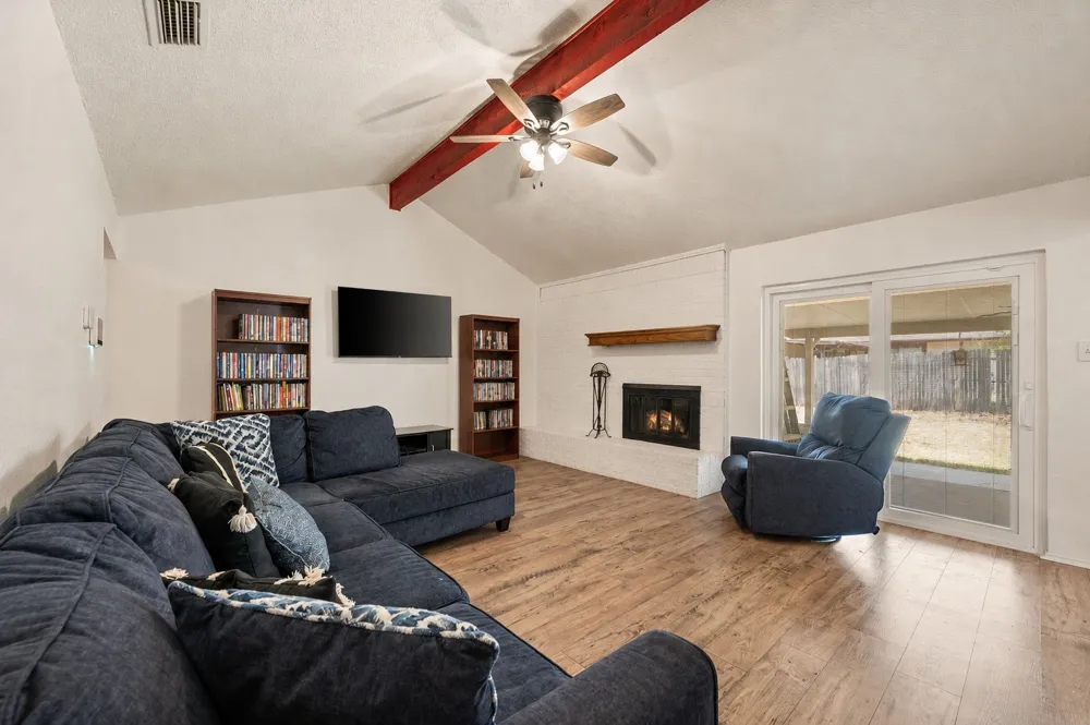 4601 Mandalay Drive Arlington, TX 76016