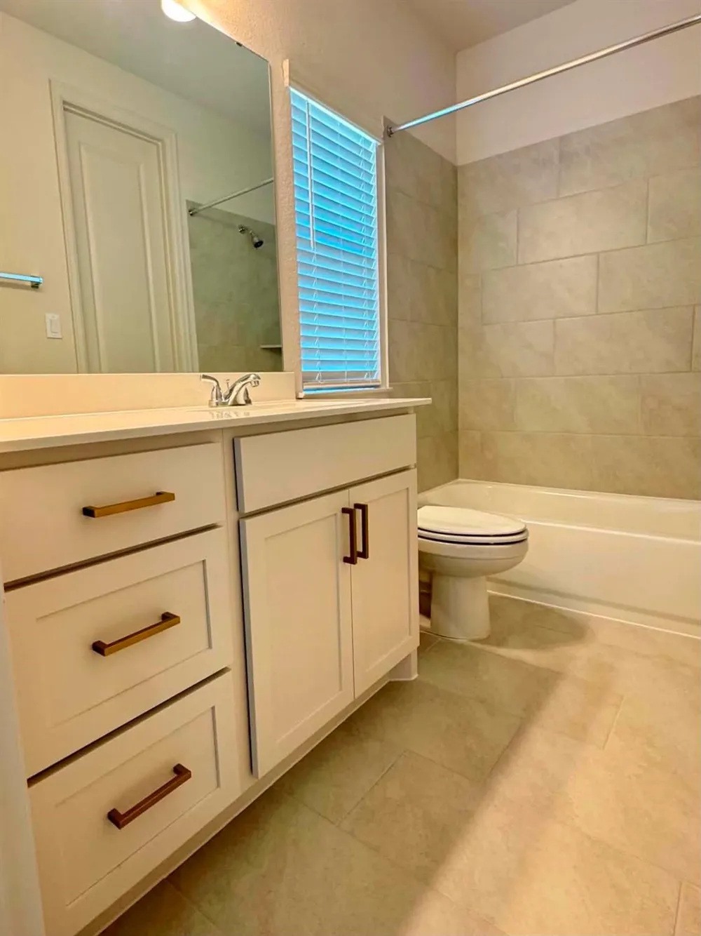 1638 Lorenzo Lane Magnolia, TX 77354