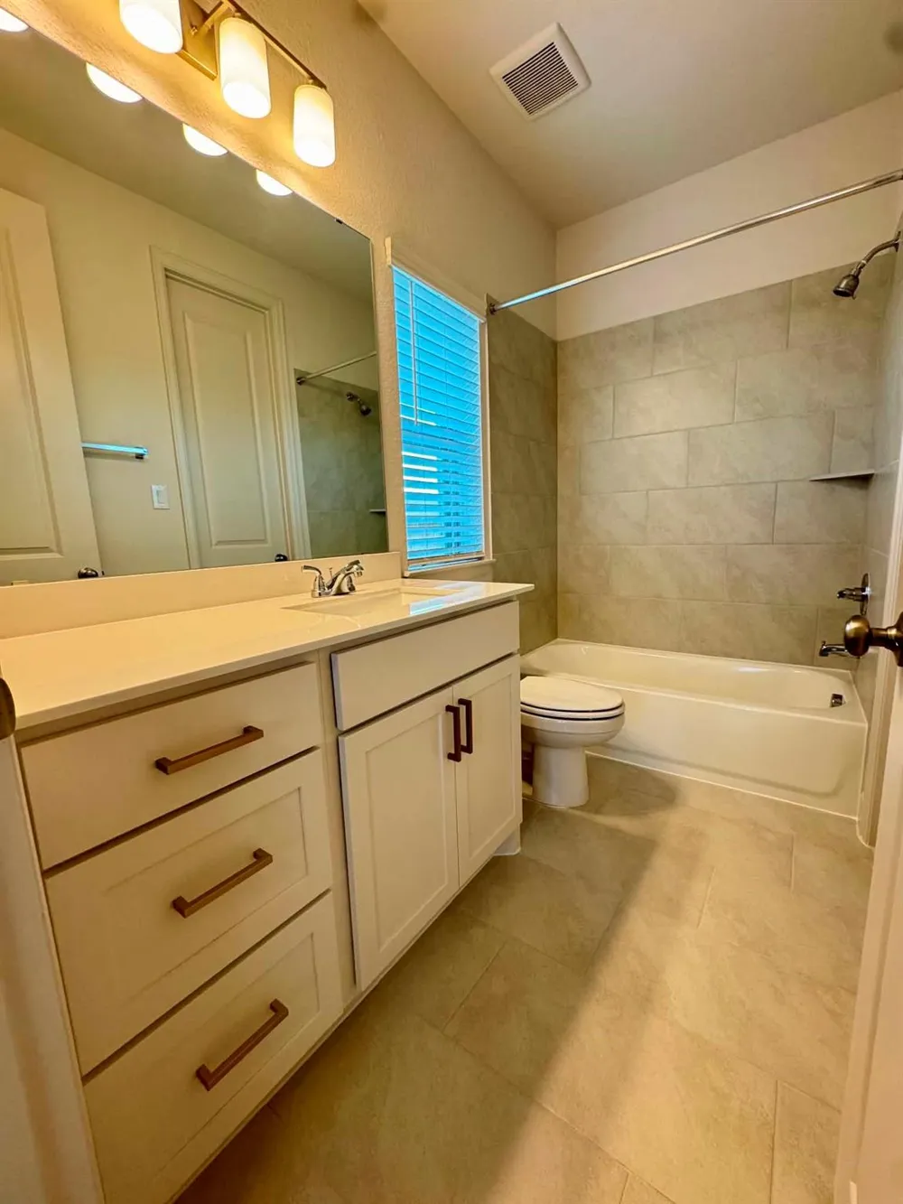 1638 Lorenzo Lane Magnolia, TX 77354