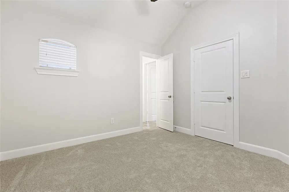 5166 Oasis Park Houston, TX 77021