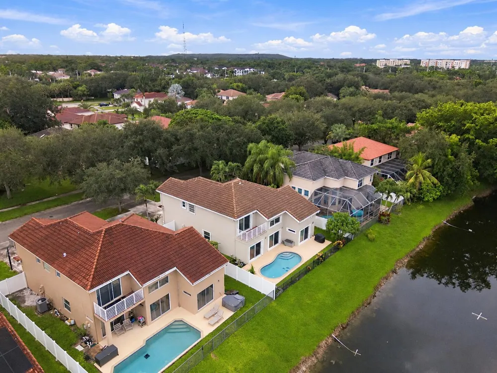 6211 NW 58th Way Parkland, FL 33067