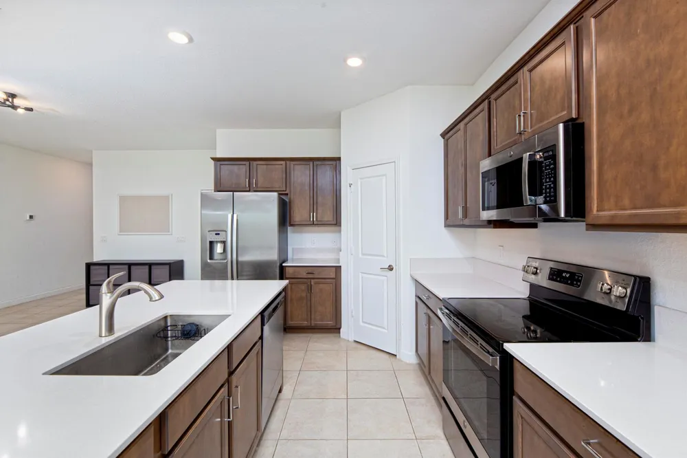 7647 NW Old Grove Lane Port St. Lucie, FL 34987