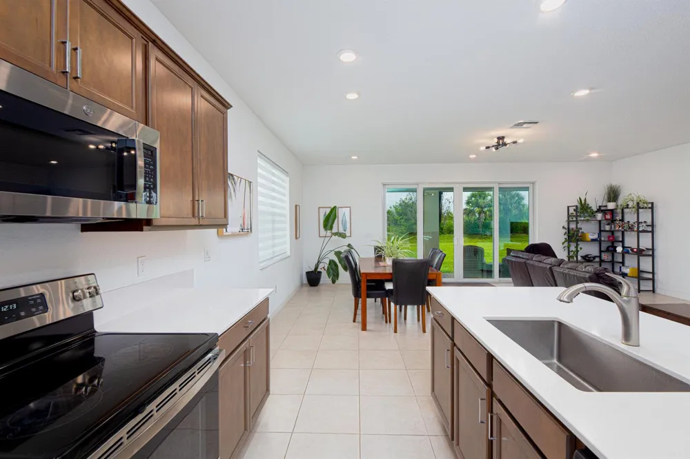7647 NW Old Grove Lane Port St. Lucie, FL 34987