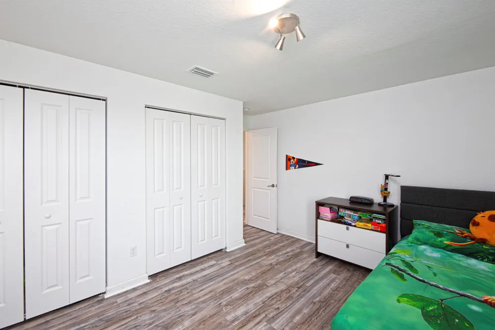 7647 NW Old Grove Lane Port St. Lucie, FL 34987