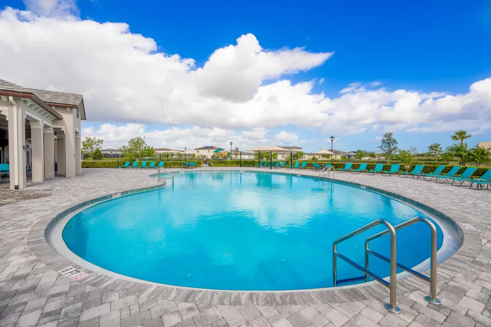 7647 NW Old Grove Lane Port St. Lucie, FL 34987