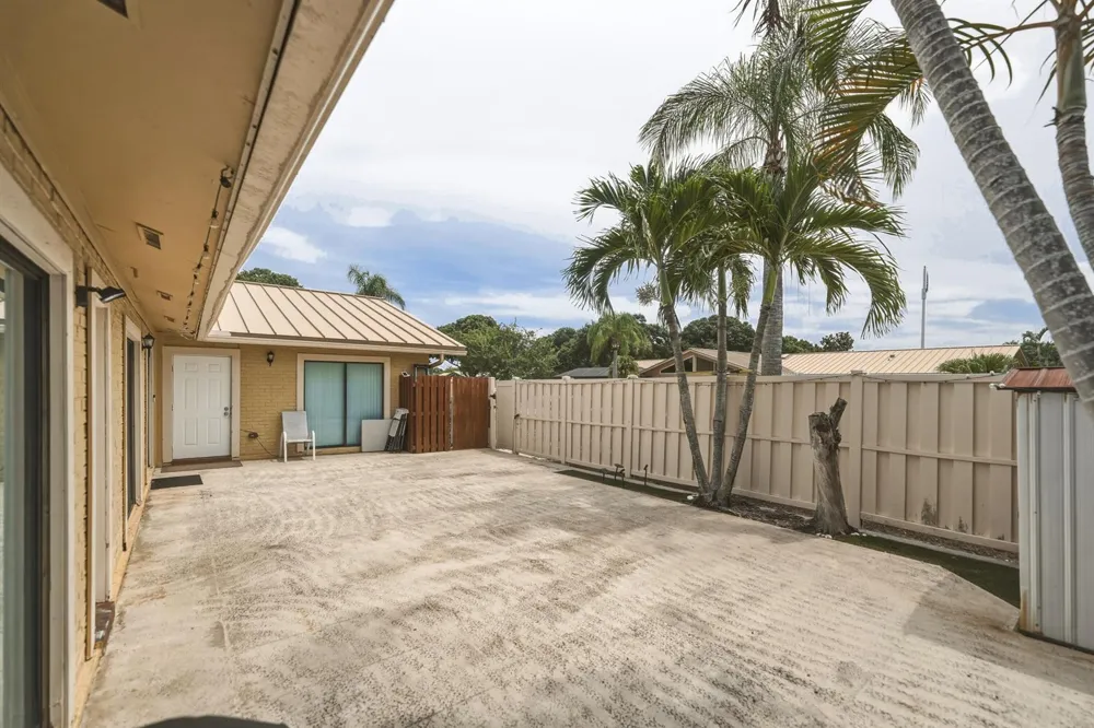 5799 GOLDEN EAGLE CIRCLE Palm Beach Gardens, FL 33418