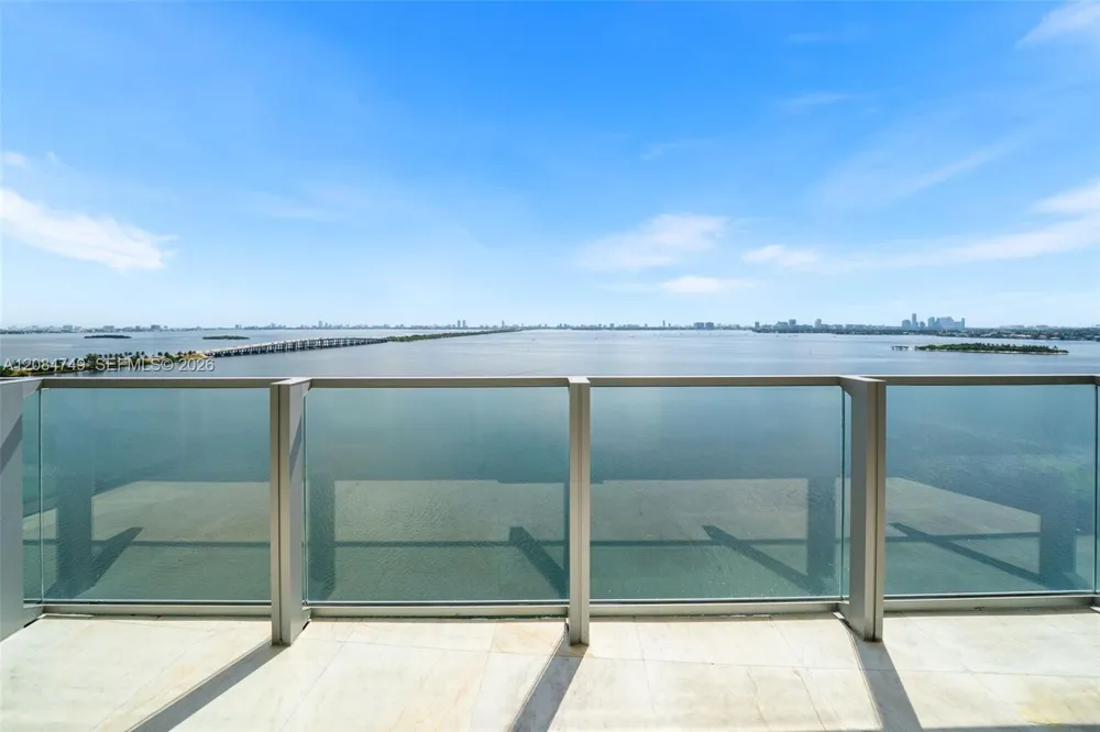 2900 NE 7th Ave #1603 Miami, FL 33137