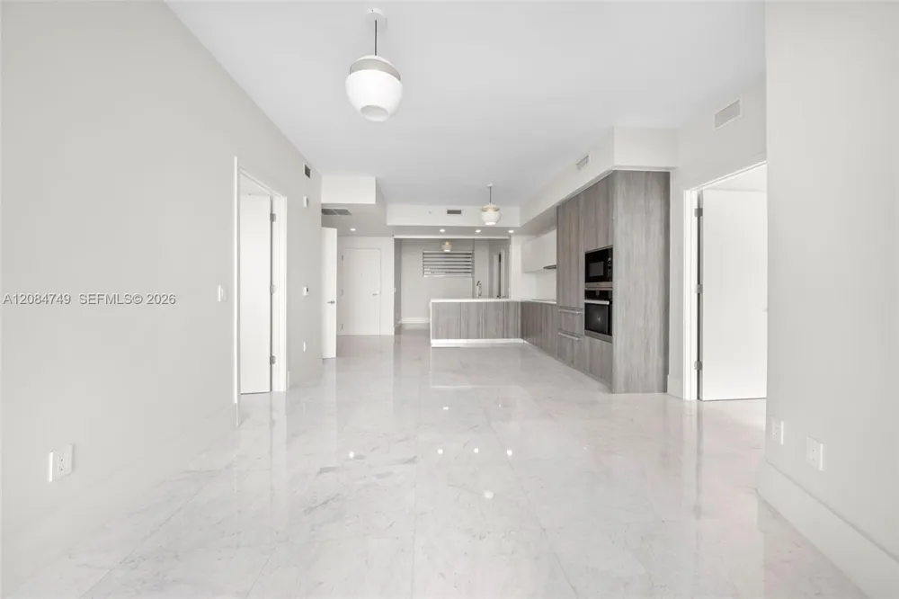 2900 NE 7th Ave #1603 Miami, FL 33137