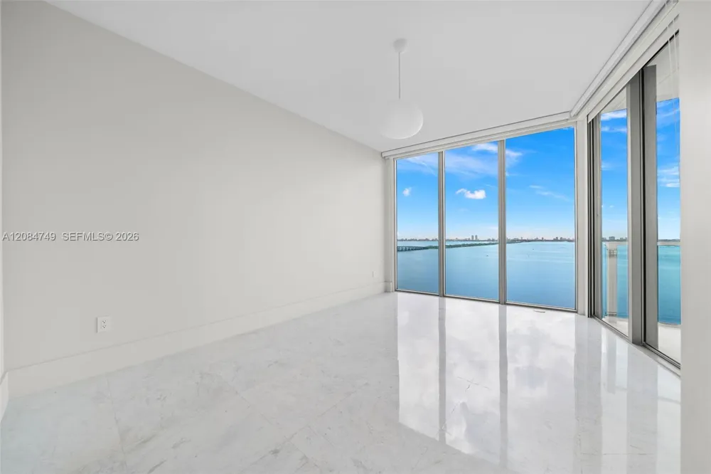 2900 NE 7th Ave #1603 Miami, FL 33137
