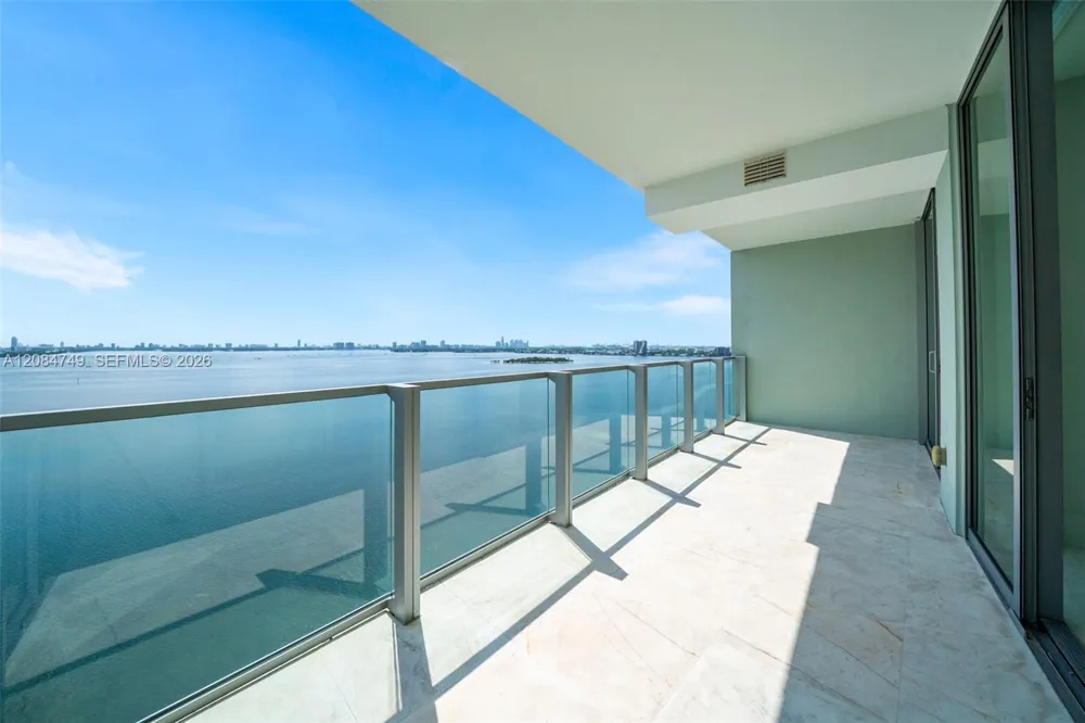 2900 NE 7th Ave #1603 Miami, FL 33137