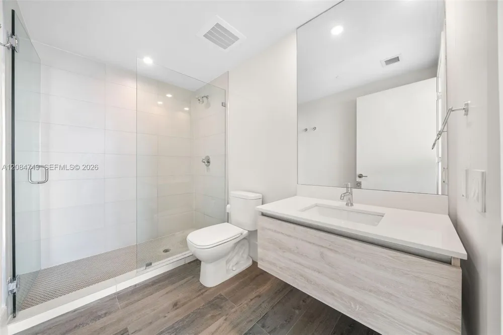 2900 NE 7th Ave #1603 Miami, FL 33137