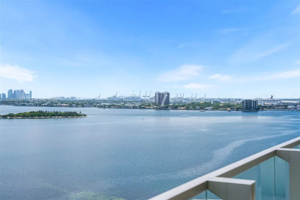 2900 NE 7th Ave #1603 Miami, FL 33137