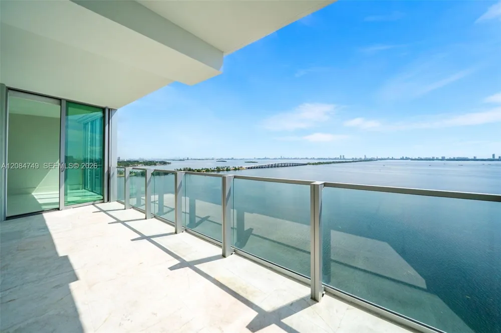 2900 NE 7th Ave #1603 Miami, FL 33137