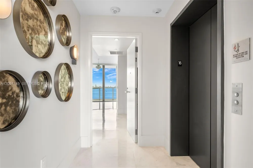 2900 NE 7th Ave #1603 Miami, FL 33137