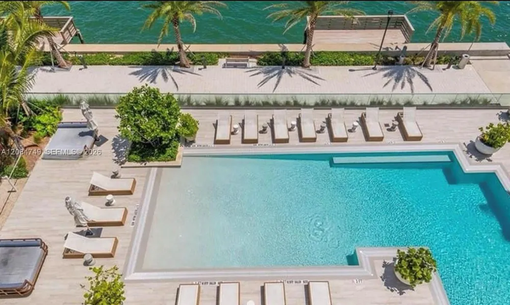 2900 NE 7th Ave #1603 Miami, FL 33137