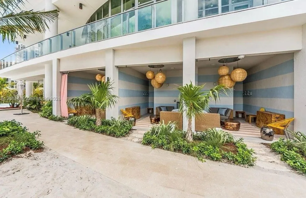 2900 NE 7th Ave #1603 Miami, FL 33137