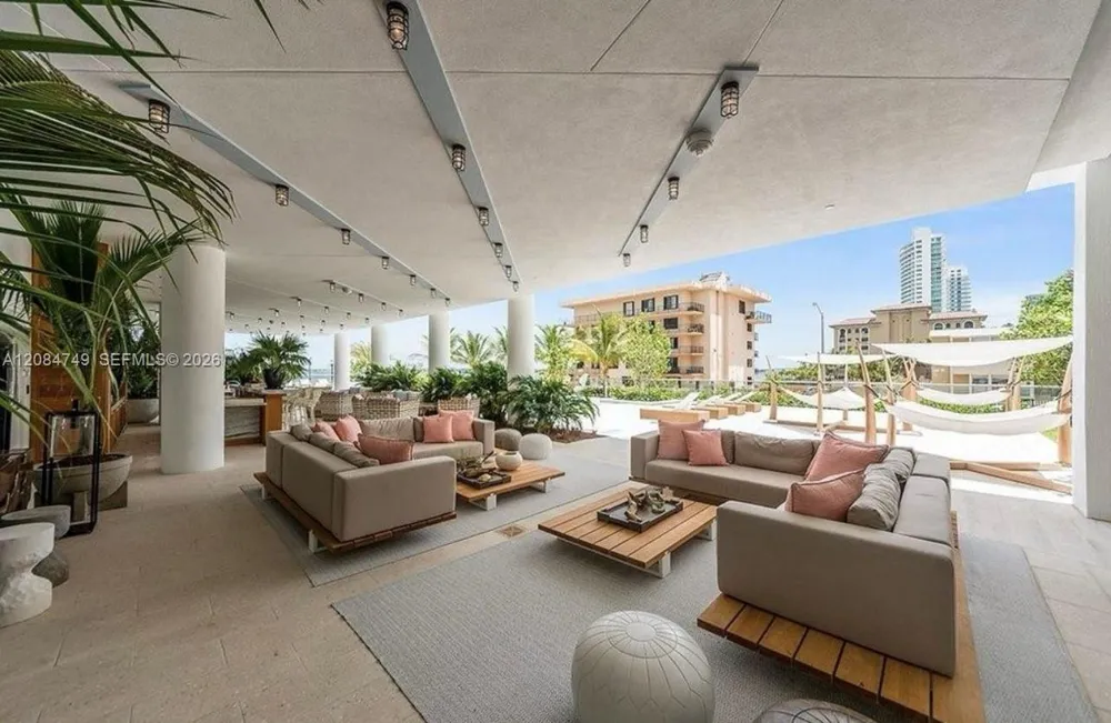 2900 NE 7th Ave #1603 Miami, FL 33137