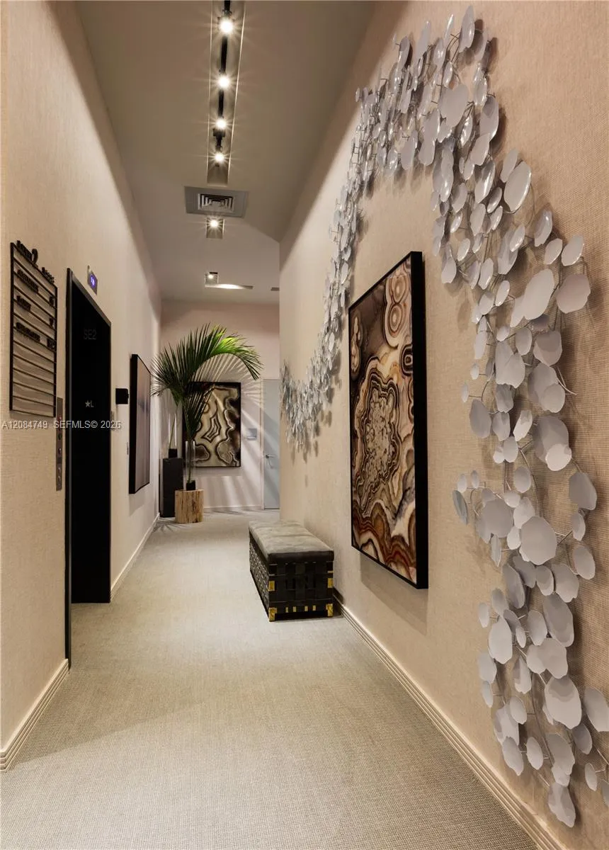 2900 NE 7th Ave #1603 Miami, FL 33137