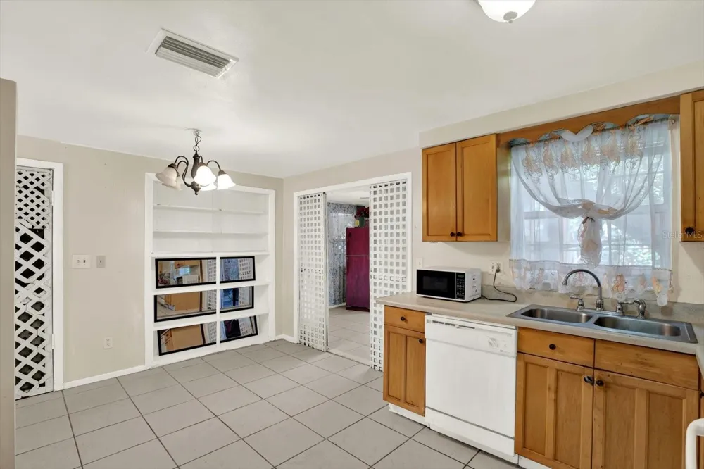 4737 LONGWOOD AVE Holiday, FL 34690