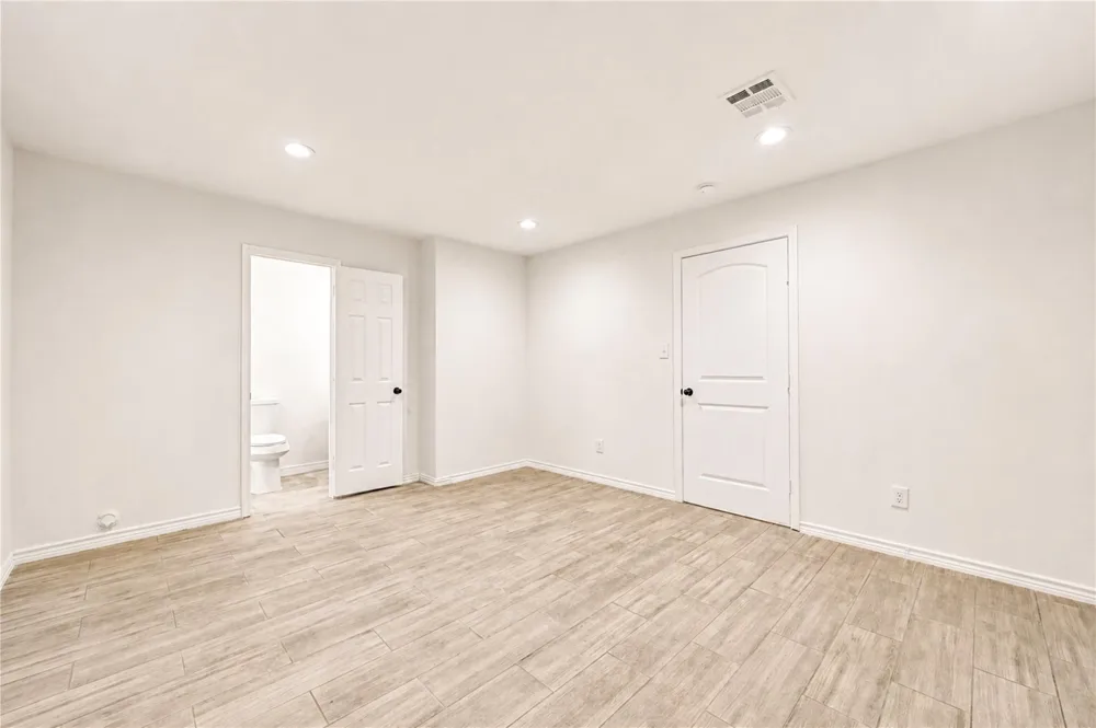 1322 Emancipation Avenue Houston, TX 77003