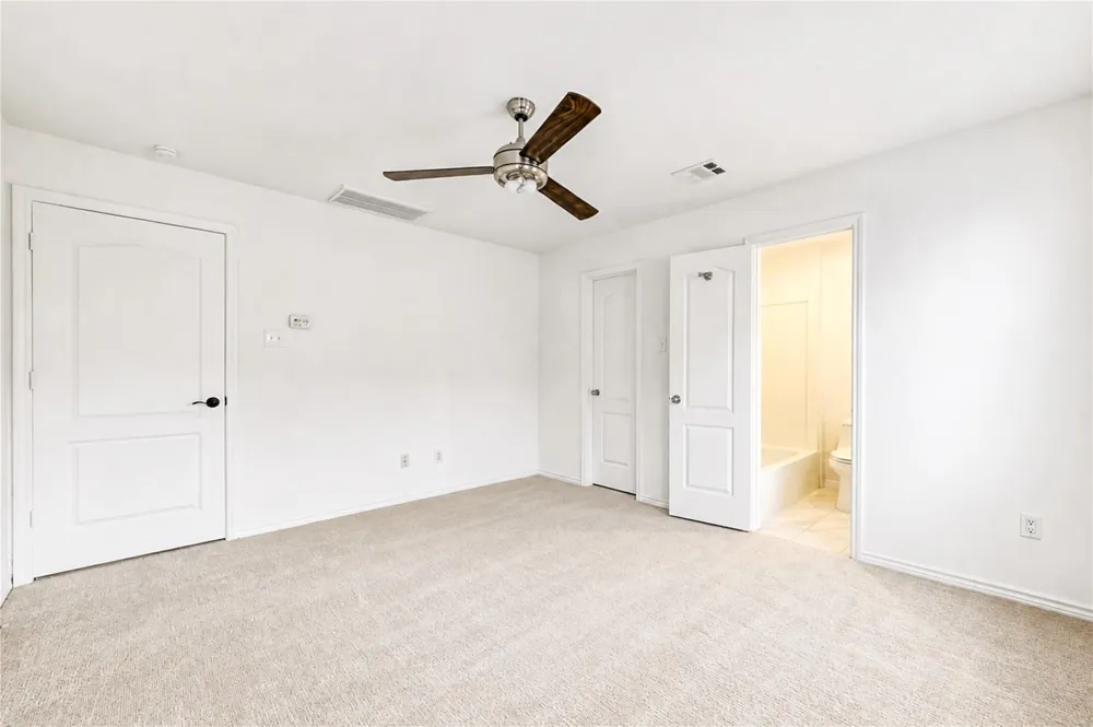1322 Emancipation Avenue Houston, TX 77003