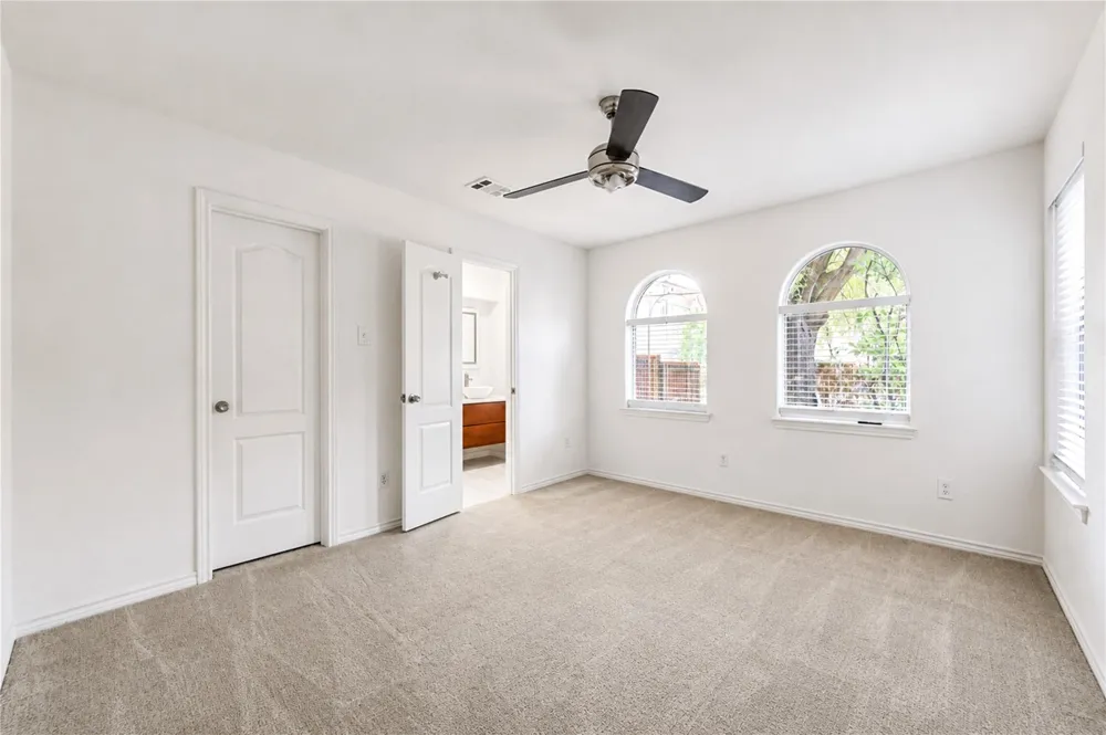 1322 Emancipation Avenue Houston, TX 77003