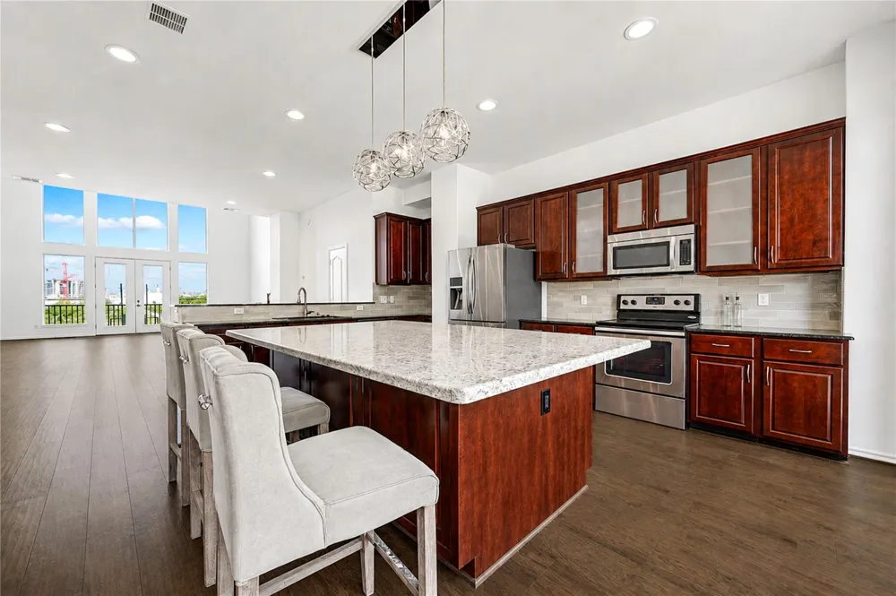 1322 Emancipation Avenue Houston, TX 77003