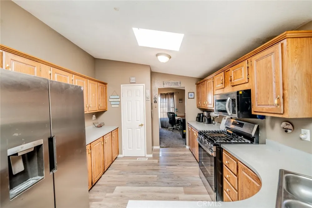 11031 Anderson Ranch Phelan, CA 92371