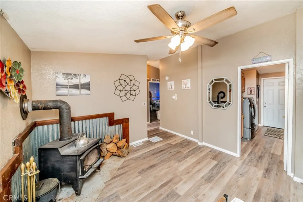 11031 Anderson Ranch Phelan, CA 92371