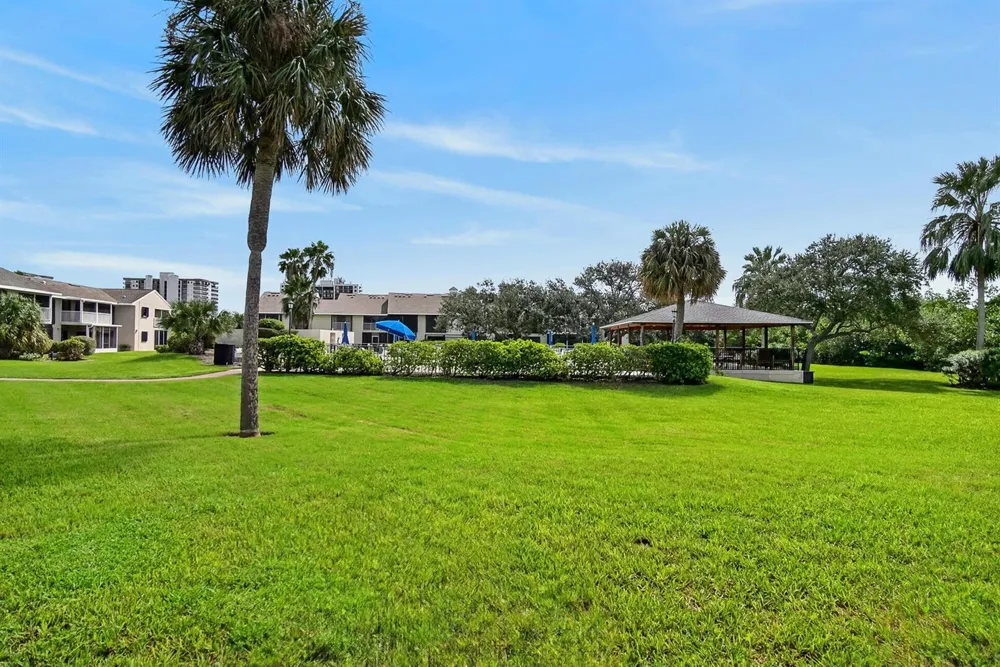 3212 S LAKEVIEW CIRCLE #10104 Fort Pierce, FL 34949