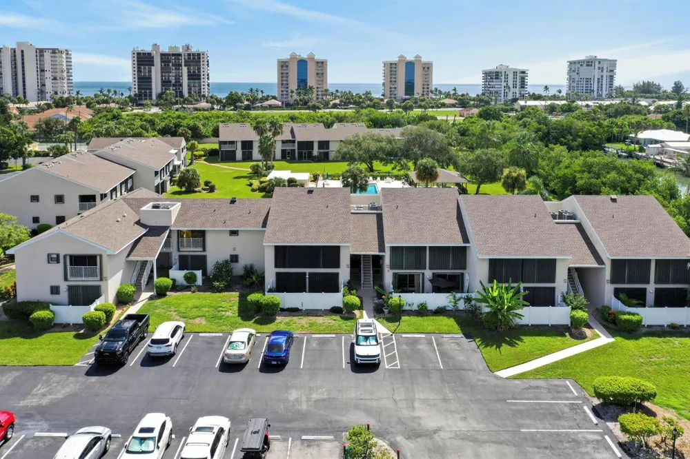3212 S LAKEVIEW CIRCLE #10104 Fort Pierce, FL 34949