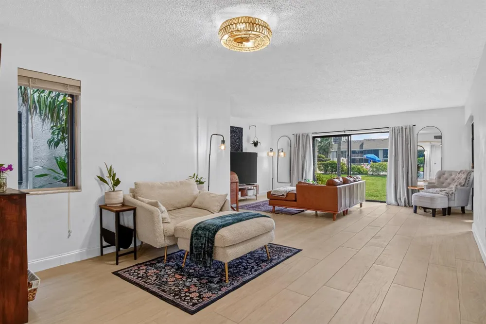 3212 S LAKEVIEW CIRCLE #10104 Fort Pierce, FL 34949