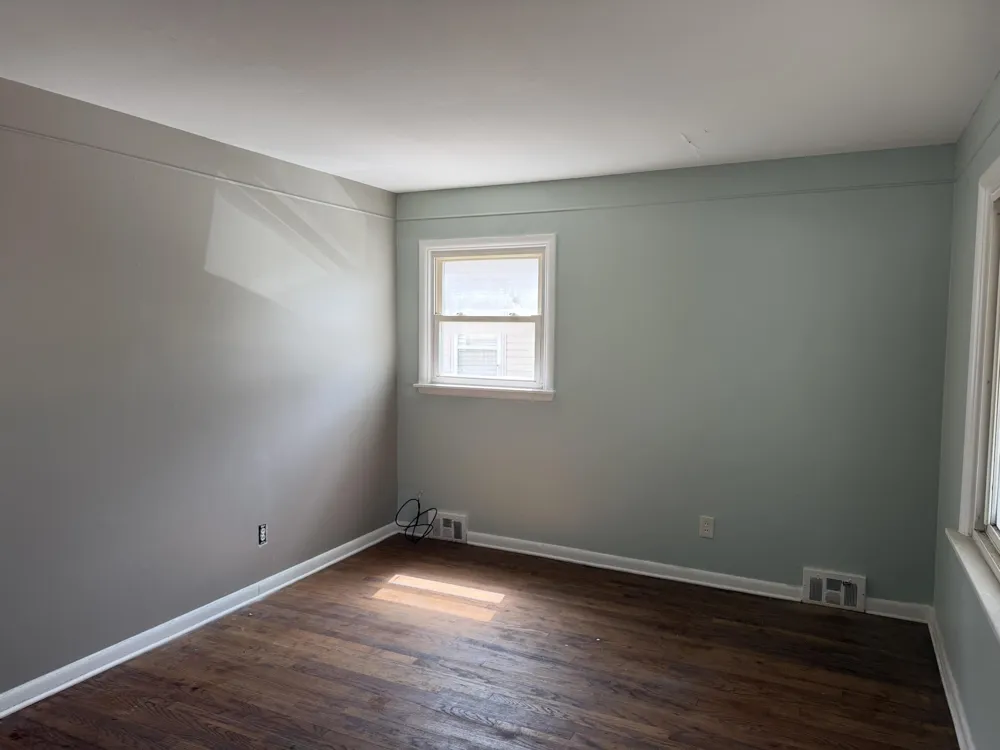 22458 Hillock Avenue Warren, MI 48089