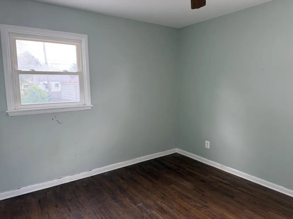 22458 Hillock Avenue Warren, MI 48089