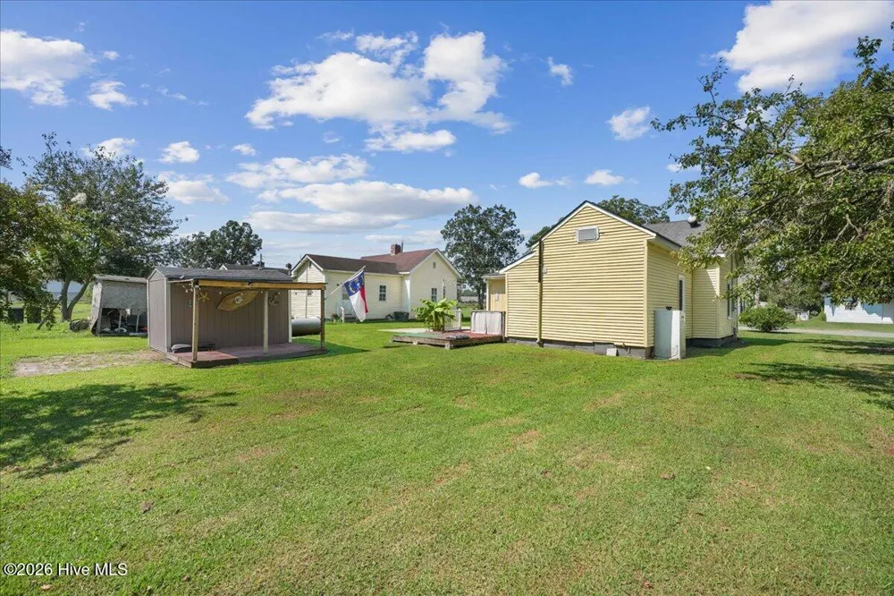 304 S Pender Street Fremont, NC 27830