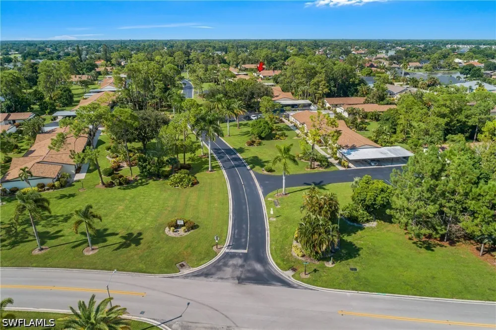 Pine Isle Lane #1071 Naples, FL 34112