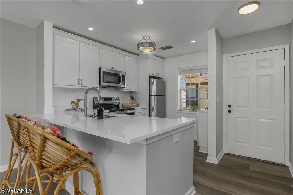 Pine Isle Lane #1071 Naples, FL 34112