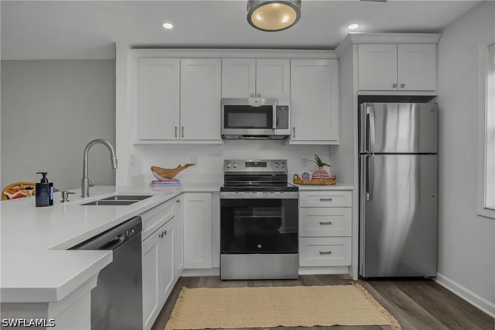 Pine Isle Lane #1071 Naples, FL 34112