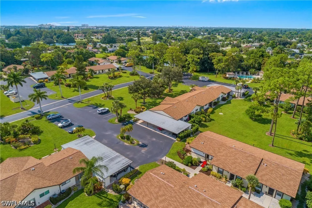 Pine Isle Lane #1071 Naples, FL 34112