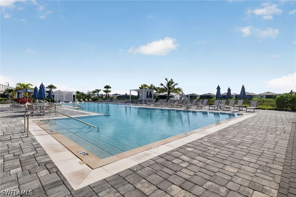 Wisteria Way Naples, FL 34114